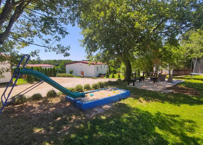 Holiday home Awesome In Tinjan