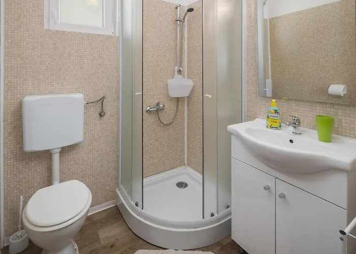 Awesome In Vikendica Tinjan