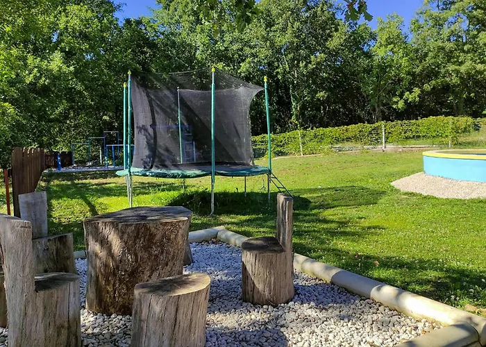 Vikendica Awesome In *