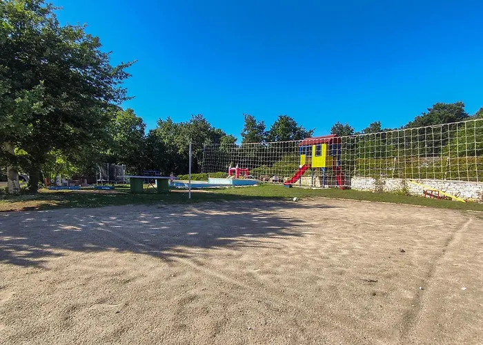 Awesome In Vikendica