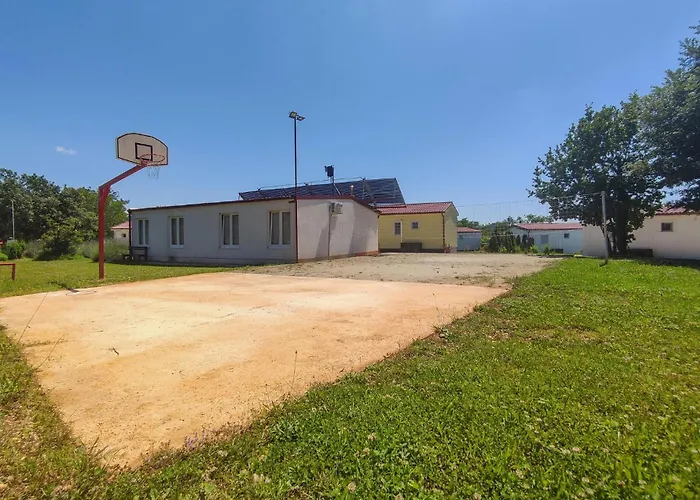 Awesome In Vikendica *